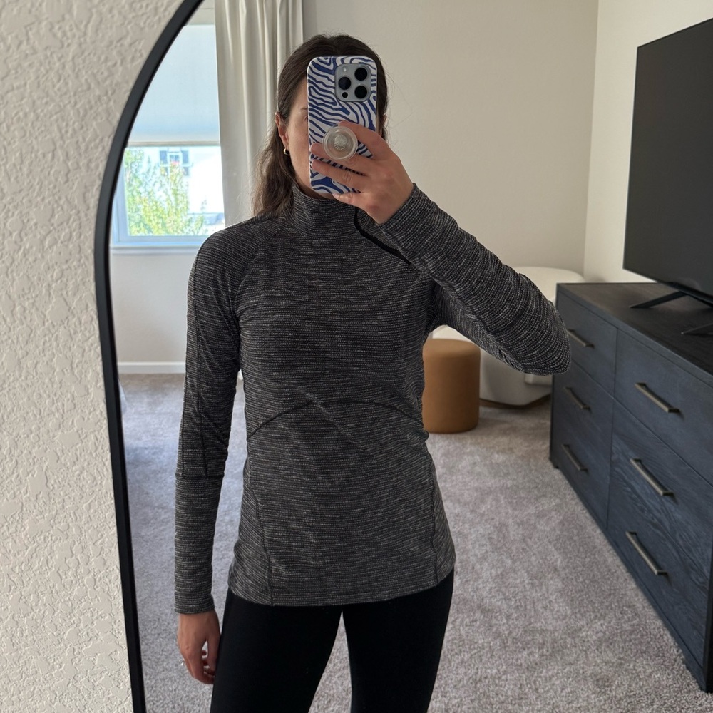 Lululemon Athletica Black and Gray Long Sleeve Hoodie